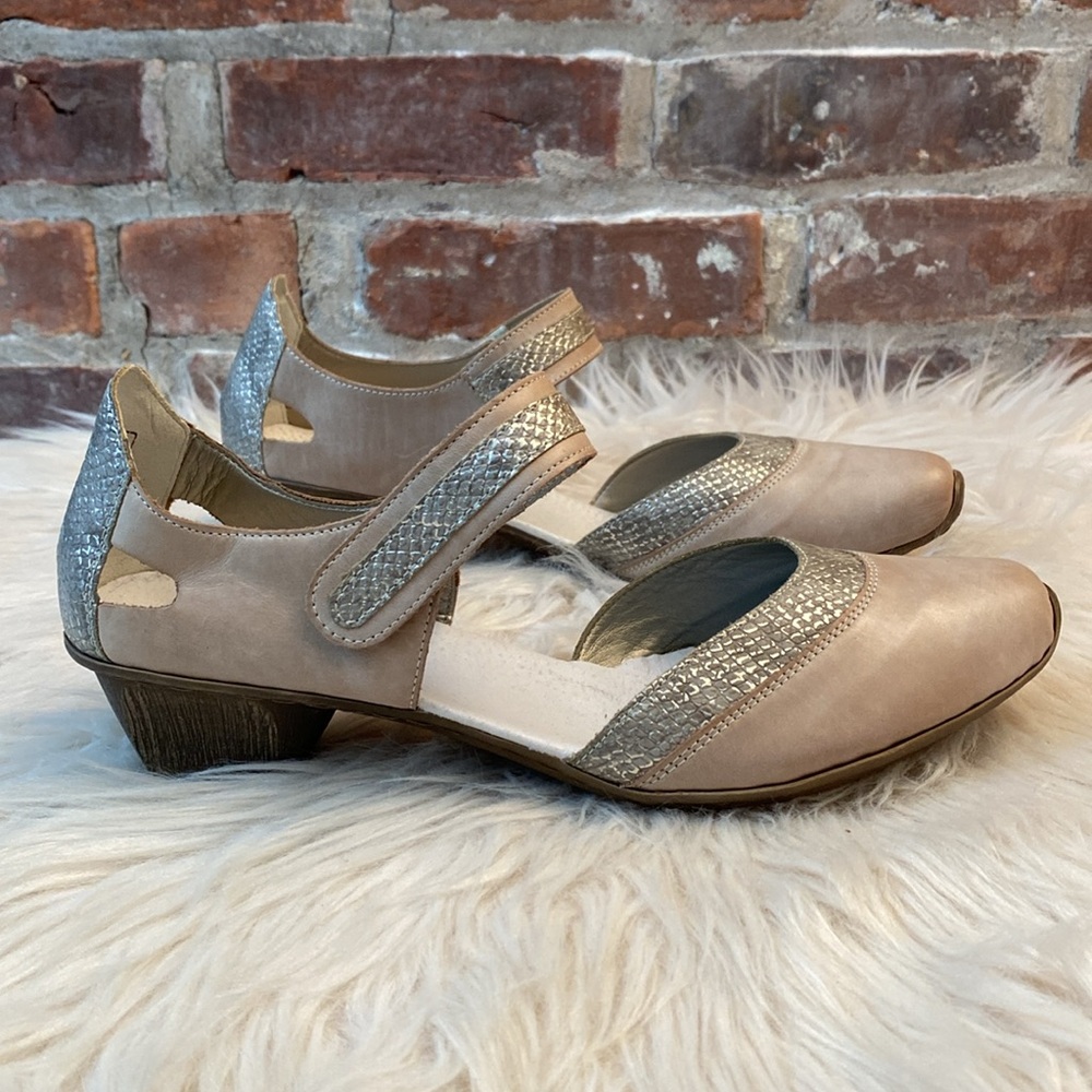 Rieker Antistress Mirjam Shoes, Size 9.5